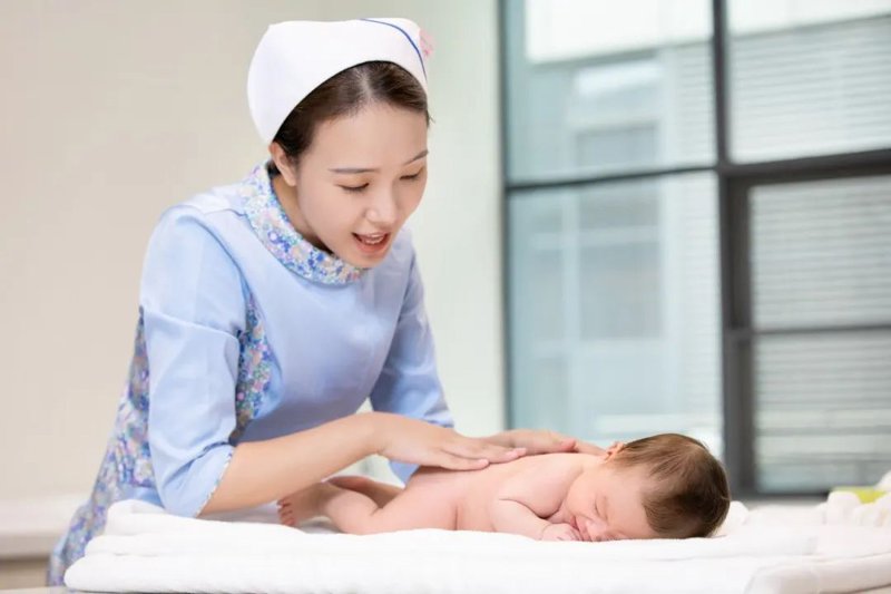 月嫂服务：贴心守护母子健康的秘密武器